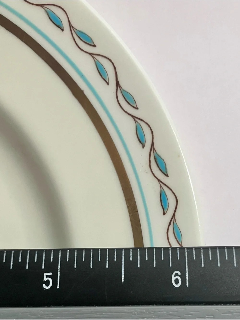 ROYAL DOULTON The Wyndham BREAD PLATE / Ultra Rare Pattern / DISCONTINUED 1940s